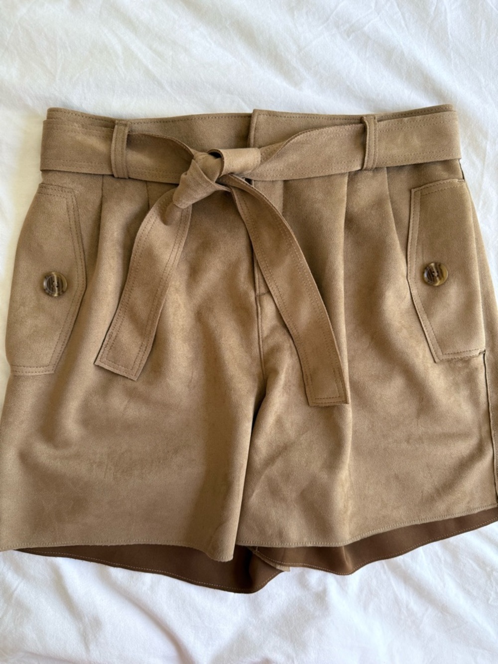 Banana Republic Faux Suede Tie Waist Shorts Tan High Rise Belted Size 6 - Picture 2 of 7